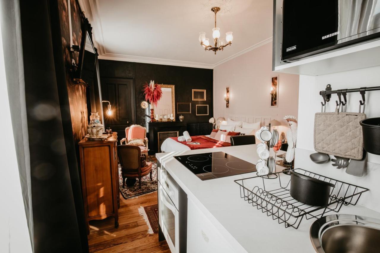 Belle Reine - 3 Appartements En Coeur De Centre-Ville Aix-les-Bains Dış mekan fotoğraf